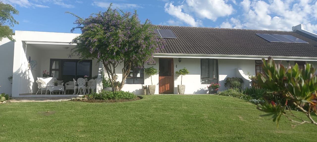 Photo of a semi-detached cottage in a retirement village in South Africa | Copper Beech Place Homestory