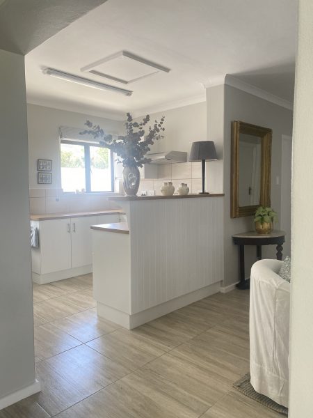 Light filtering into the kitchen from the kitchen washing yard.