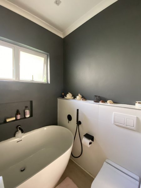 Photo of a bathroom
